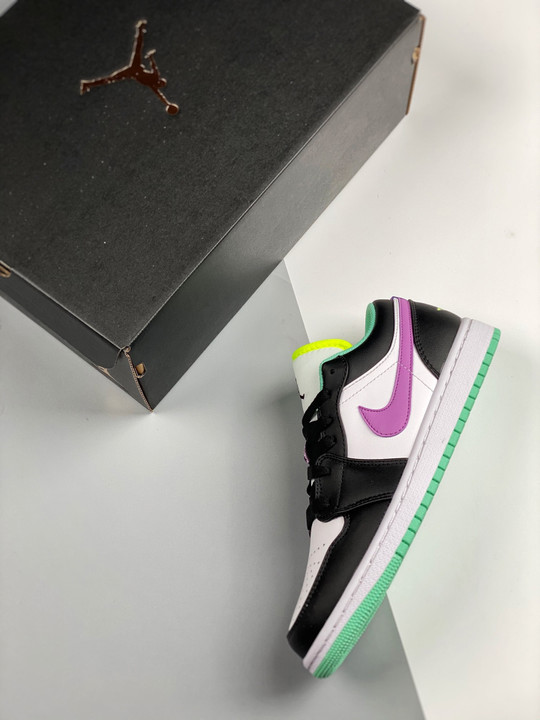 Air jordan 1 low gs white/black-green glow