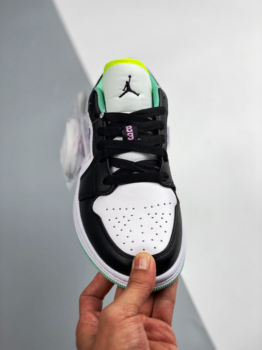 Air jordan 1 low gs white/black-green glow