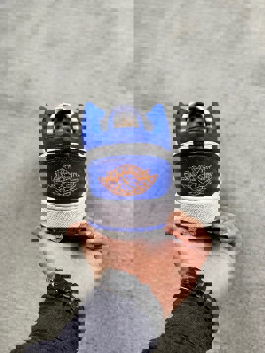 Air jordan 1 low hyper royal/white-orange peel