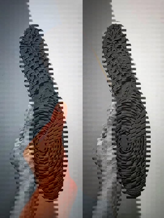 Air jordan 1 low inside outblack grey dn1635-001