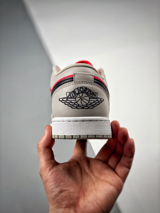 Air jordan 1 low light iron ore/black-siren red