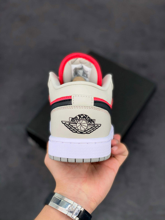 Air jordan 1 low light iron ore/black-siren red