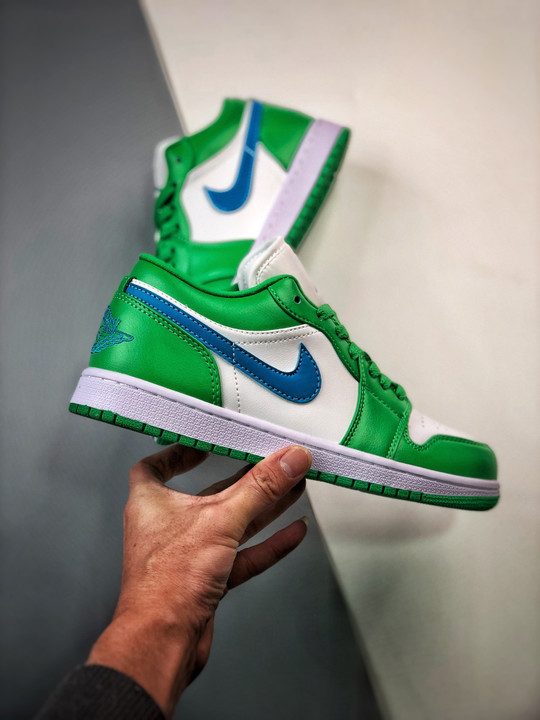 Air jordan 1 low lucky green/aquatone-white dc0774-304