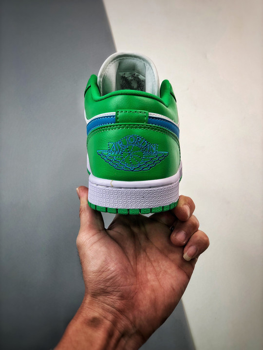 Air jordan 1 low lucky green/aquatone-white dc0774-304