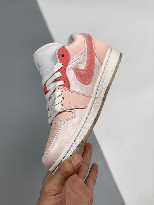 Air jordan 1 low mighty swooshes