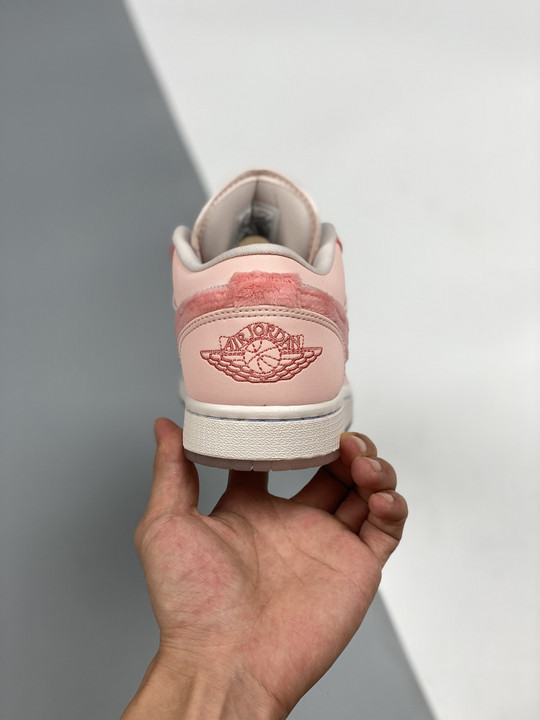 Air jordan 1 low mighty swooshes