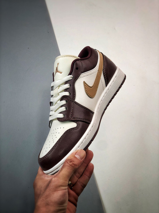 Air jordan 1 low mochashadow brown/sail dc0774-200