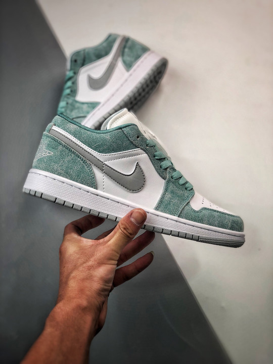 Air jordan 1 low new emerald/white-light steel grey dn3705-301