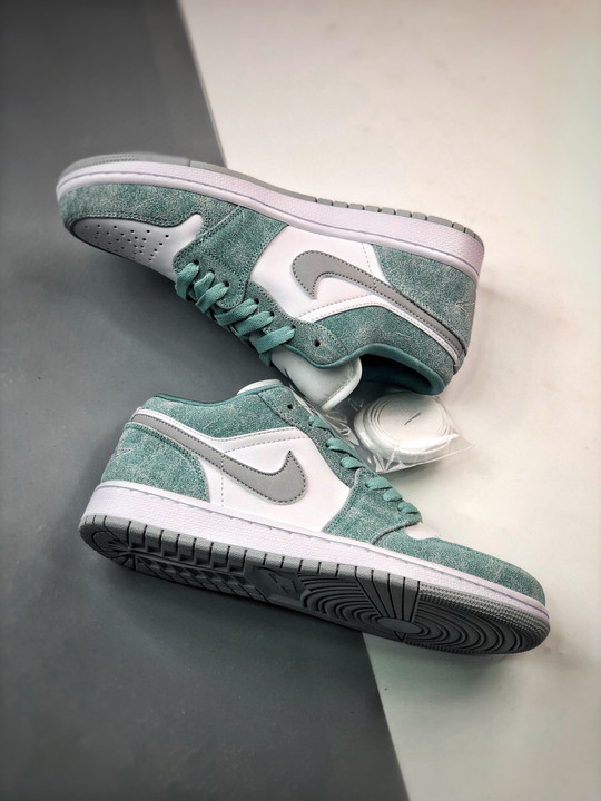 Air jordan 1 low new emerald/white-light steel grey dn3705-301
