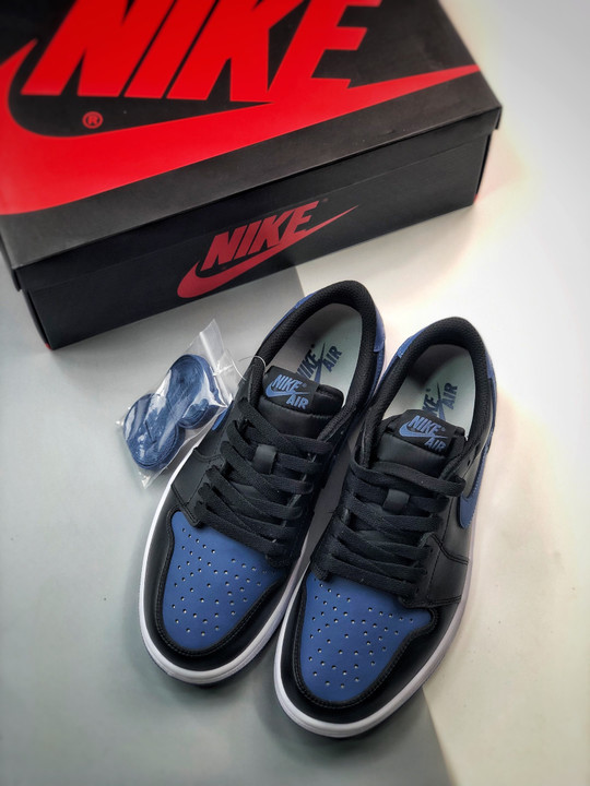 Air jordan 1 low og black/mystic navy/white cz0790-041