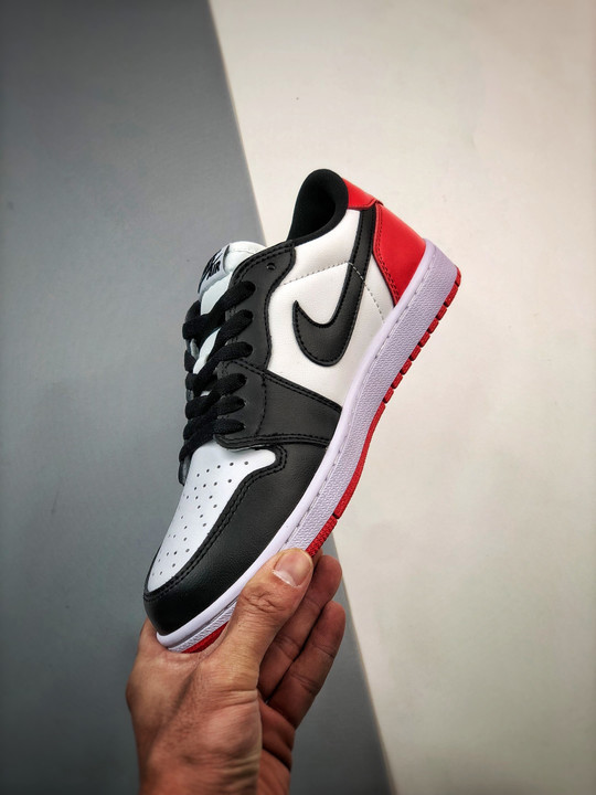Air jordan 1 low og black toewhite/black-varsity red cz0790-106
