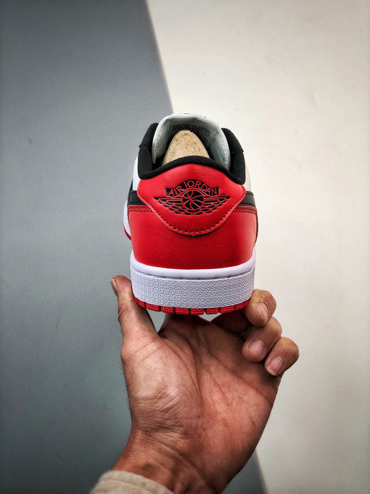 Air jordan 1 low og black toewhite/black-varsity red cz0790-106