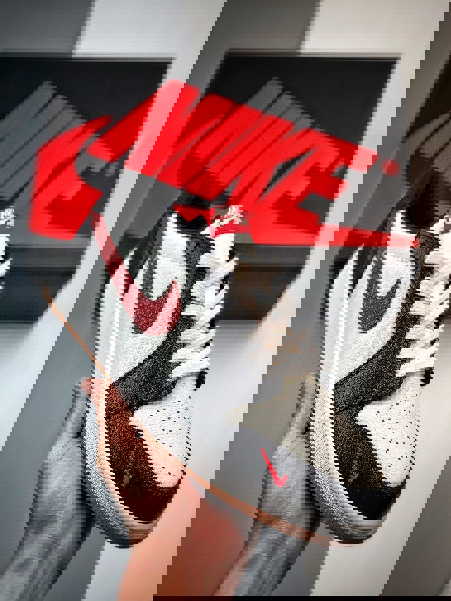 Air jordan 1 low og black white red