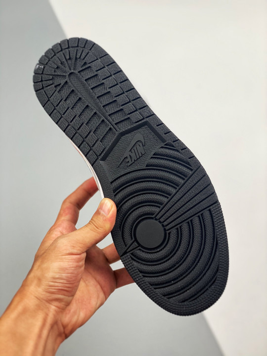 Air jordan 1 low og chinese new year cw0418-006