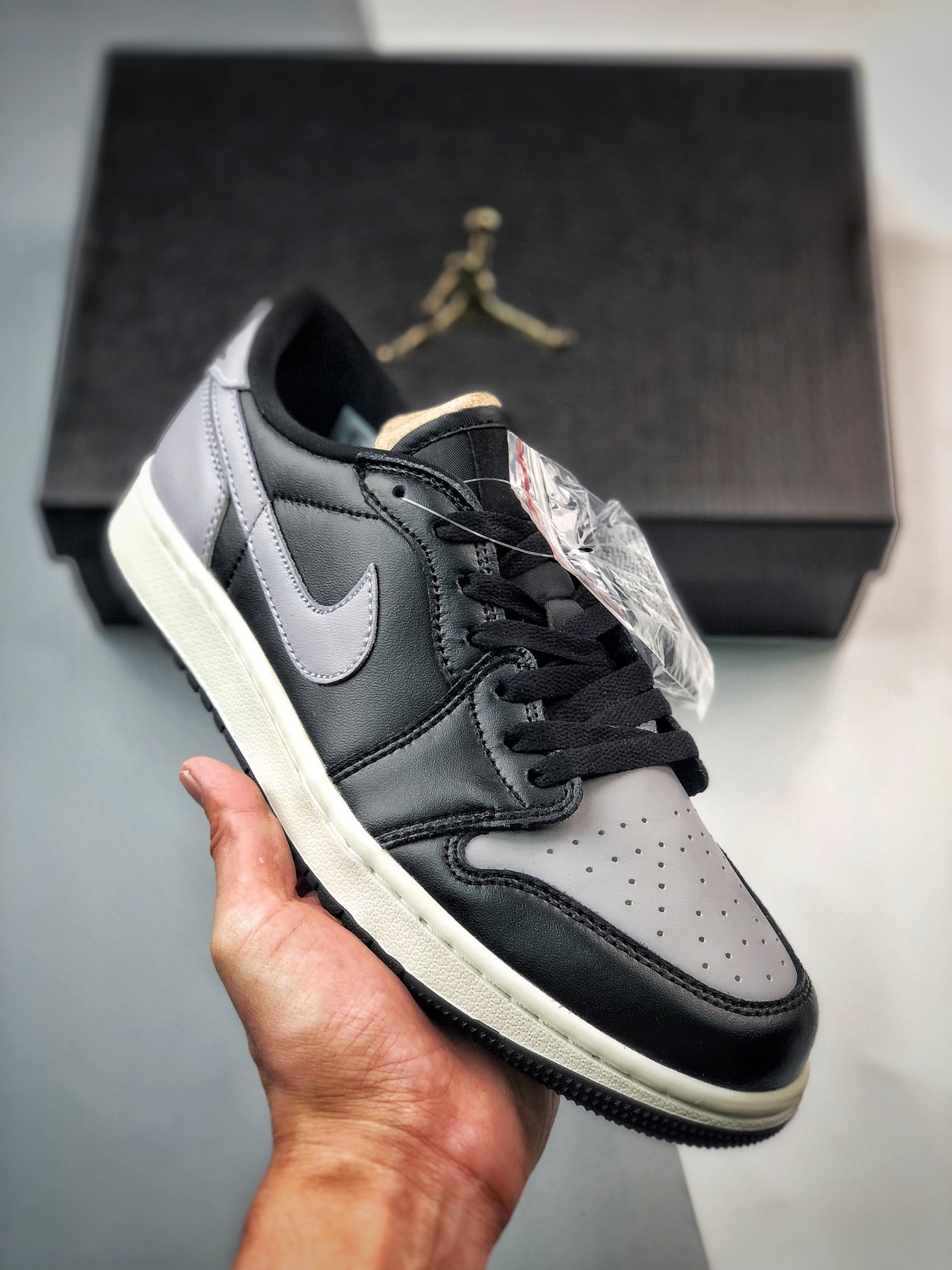 Air jordan 1 low og golf shadowblack/sail/medium grey dd9315-001