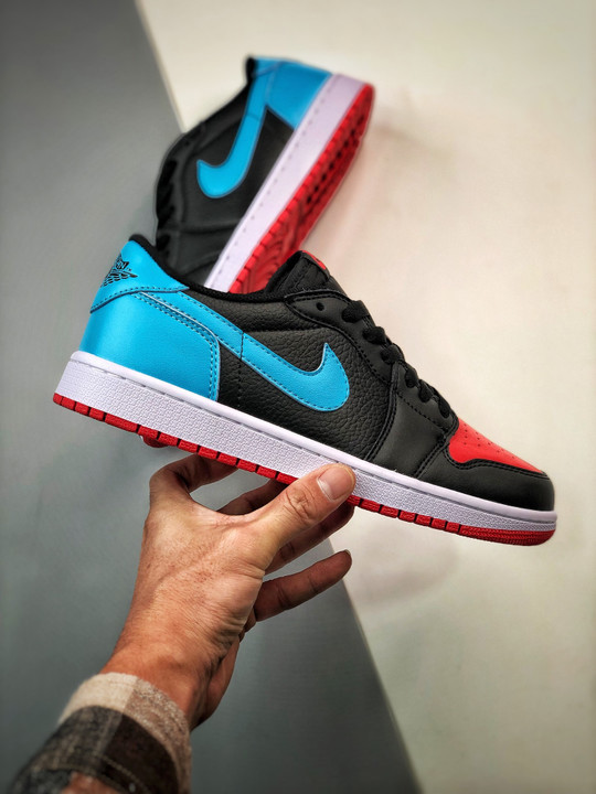 Air jordan 1 low og unc to chicago black blue red cz0775-046