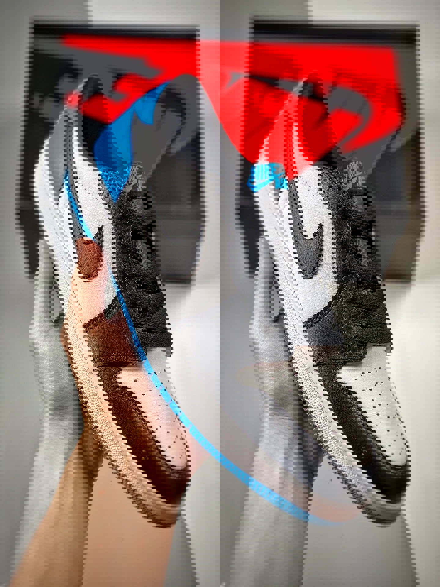 Air jordan 1 low og uncwhite/dark powder blue-black cz0790-104