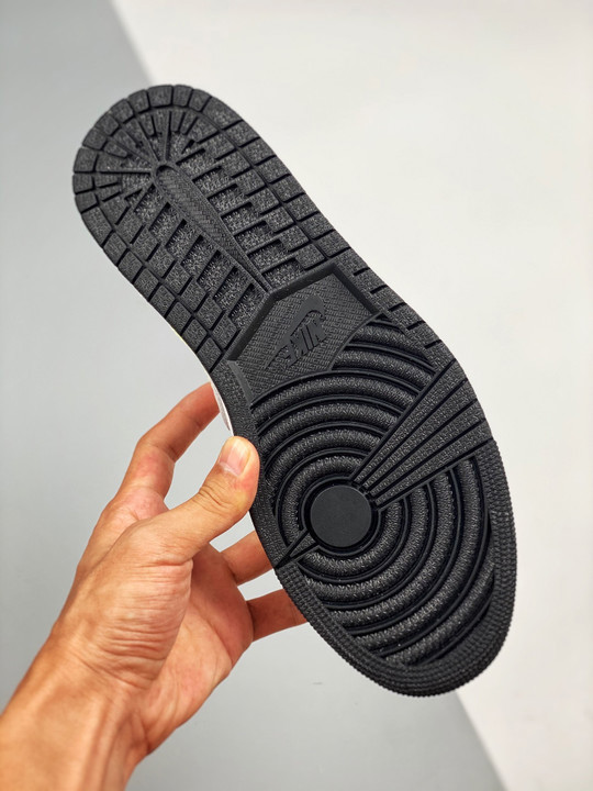 Air jordan 1 low og white/ghost green-black dm7837-103