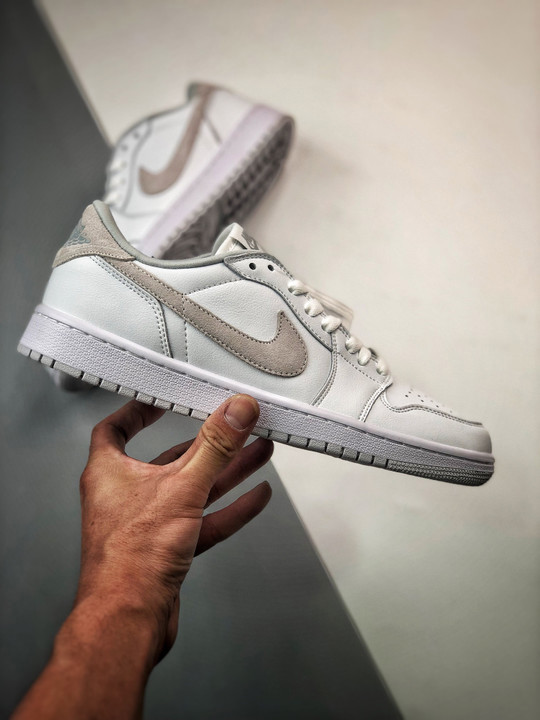 Air jordan 1 low og white/neutral grey cz0790-100