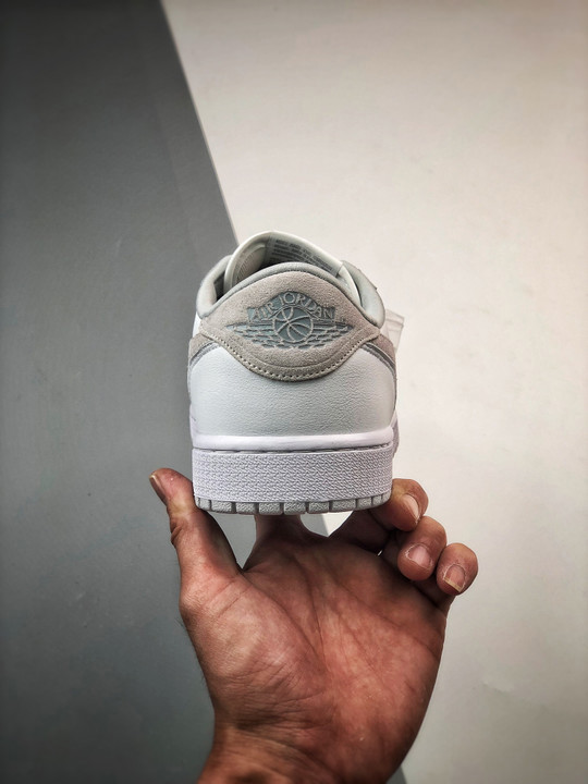 Air jordan 1 low og white/neutral grey cz0790-100