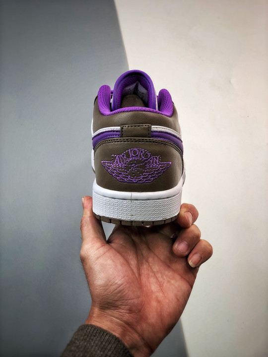 Air jordan 1 low palomino/wild berry-white 553558-215