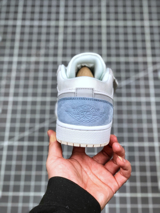 Air jordan 1 low paris white/sky grey-football grey