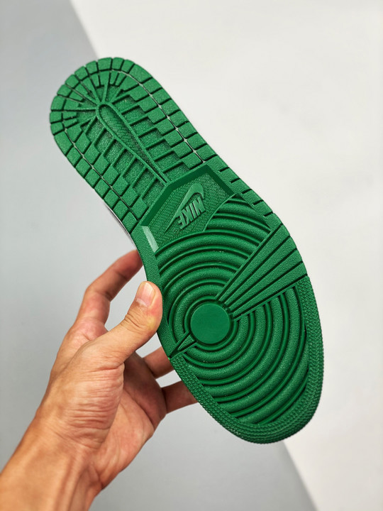 Air jordan 1 low pine green 553558-301
