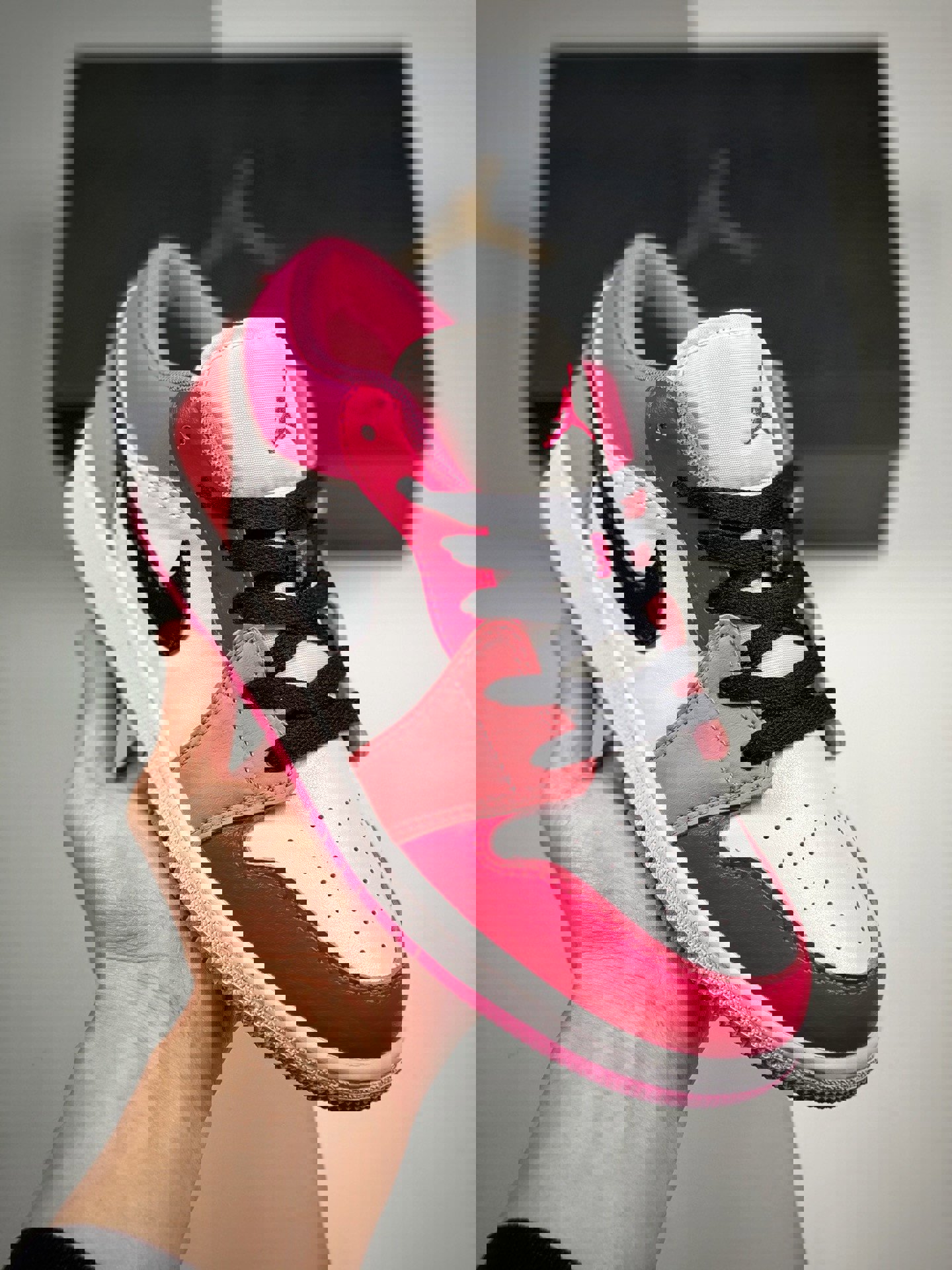 Air jordan 1 low pink and red 553560-162