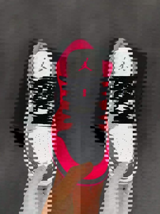 Air jordan 1 low pink and red 553560-162