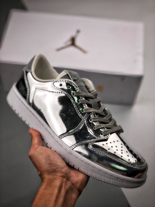 Air jordan 1 low pinnacle metallic silver/white