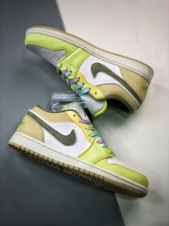 Air jordan 1 low sail/light olive-pale citron-desert fd9906-131