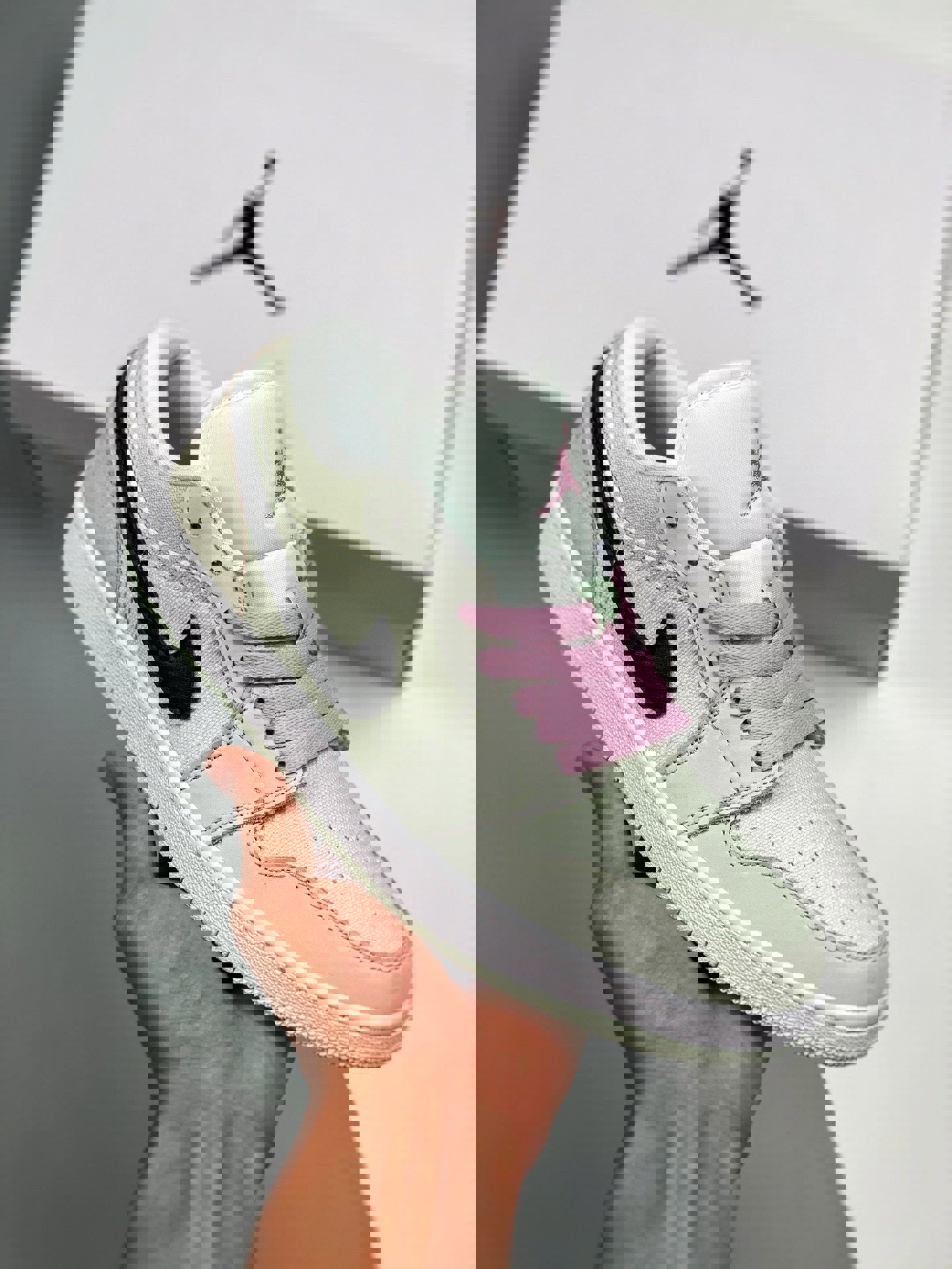 Air jordan 1 low se barely green cz0776-300