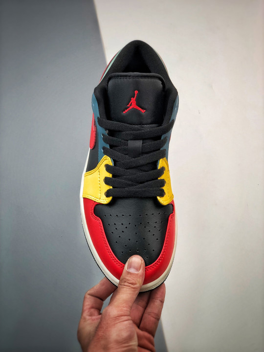 Air jordan 1 low se black/taxi/french blue/fire red dn3739-060