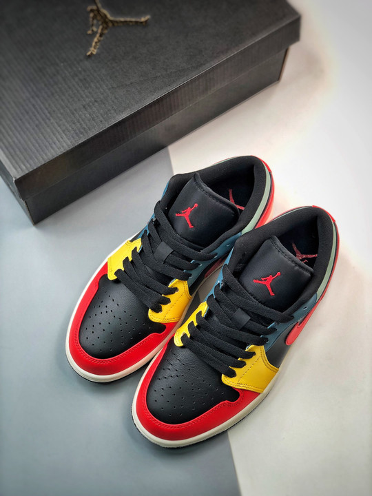 Air jordan 1 low se black/taxi/french blue/fire red dn3739-060