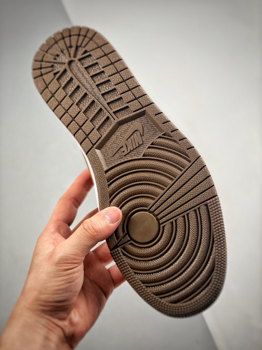 Air jordan 1 low se light olive/sail-white dv0426-301