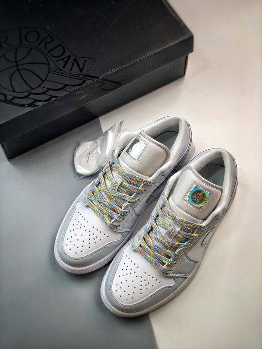 Air jordan 1 low se tear away silver white/light grey dx6070-101