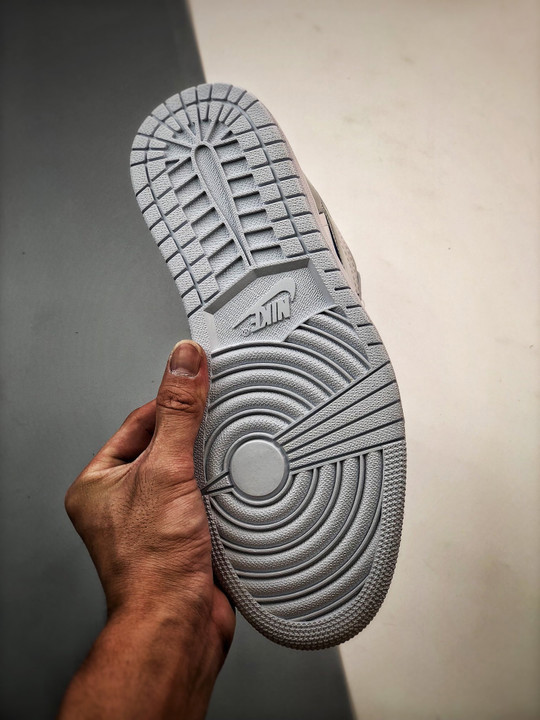 Air jordan 1 low se tear away silver white/light grey dx6070-101