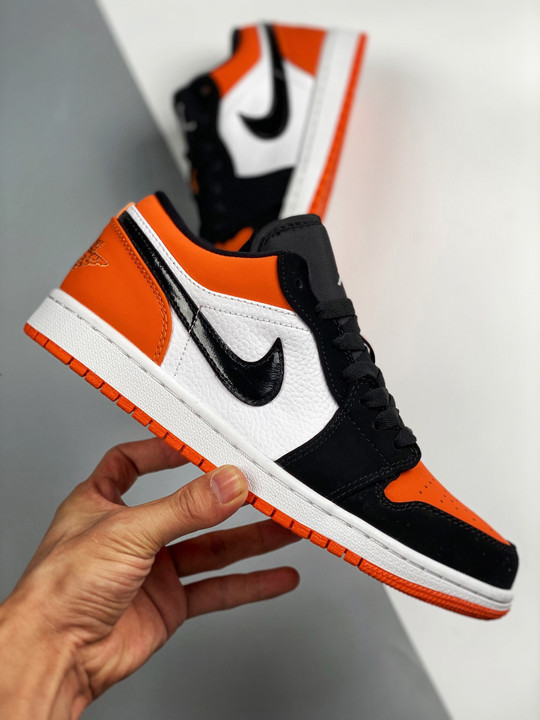 Air jordan 1 low shattered backboardstarfish/black-sail
