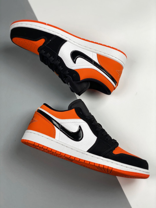 Air jordan 1 low shattered backboardstarfish/black-sail