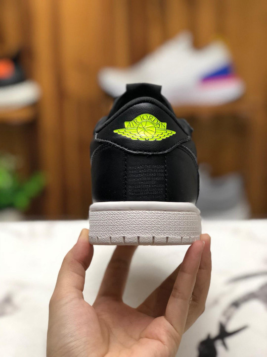 Air jordan 1 low slip black/volt-phantom-silt red