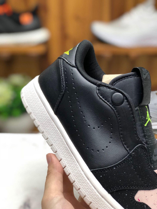 Air jordan 1 low slip black/volt-phantom-silt red