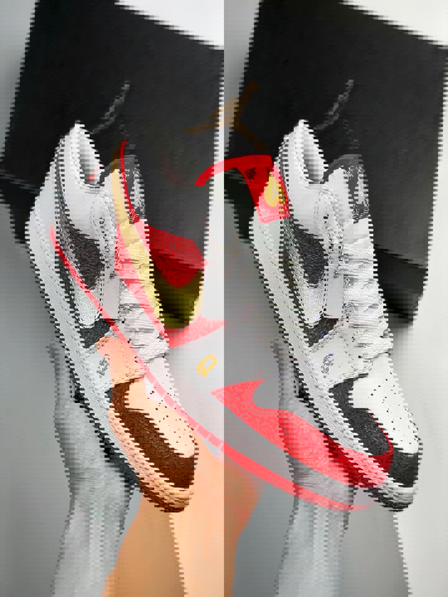 Air jordan 1 low spadeswhite red gold