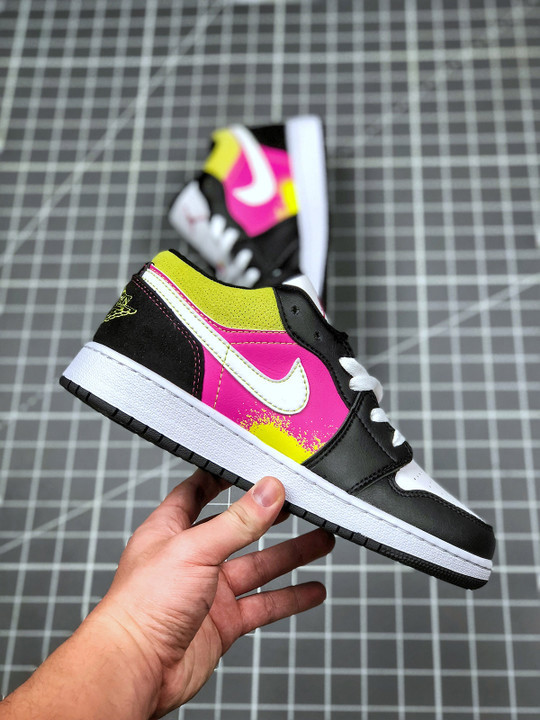 Air jordan 1 low spray paint splatter cw5564-001