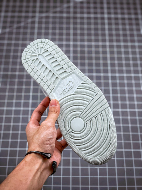 Air jordan 1 low spruce aura cw1381-003