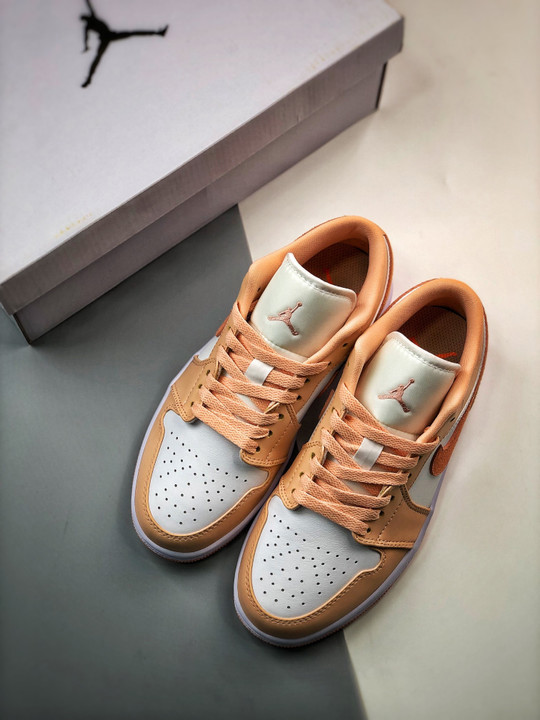 Air jordan 1 low sunset haze/bright citrus-white dc0774-801