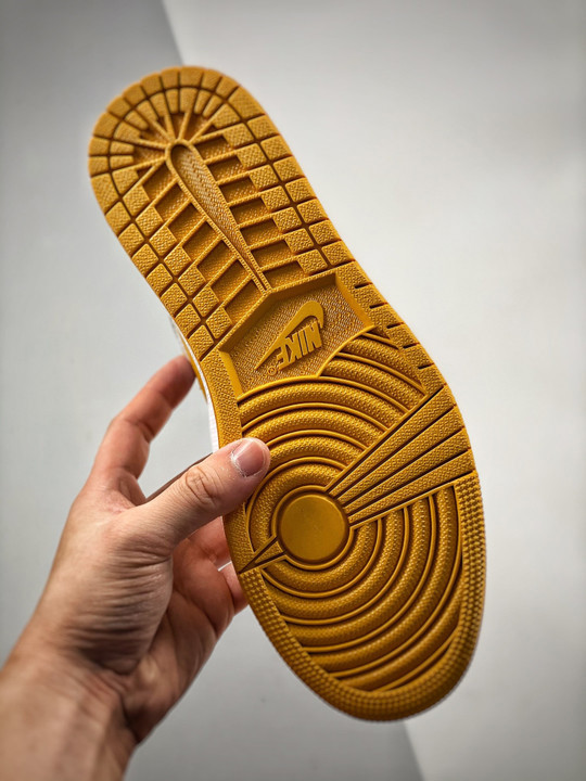 Air jordan 1 low taxi/black-white 553558-701