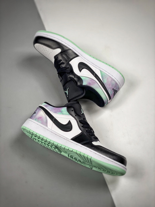 Air jordan 1 low tie-dye