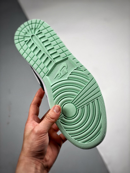 Air jordan 1 low tie-dye