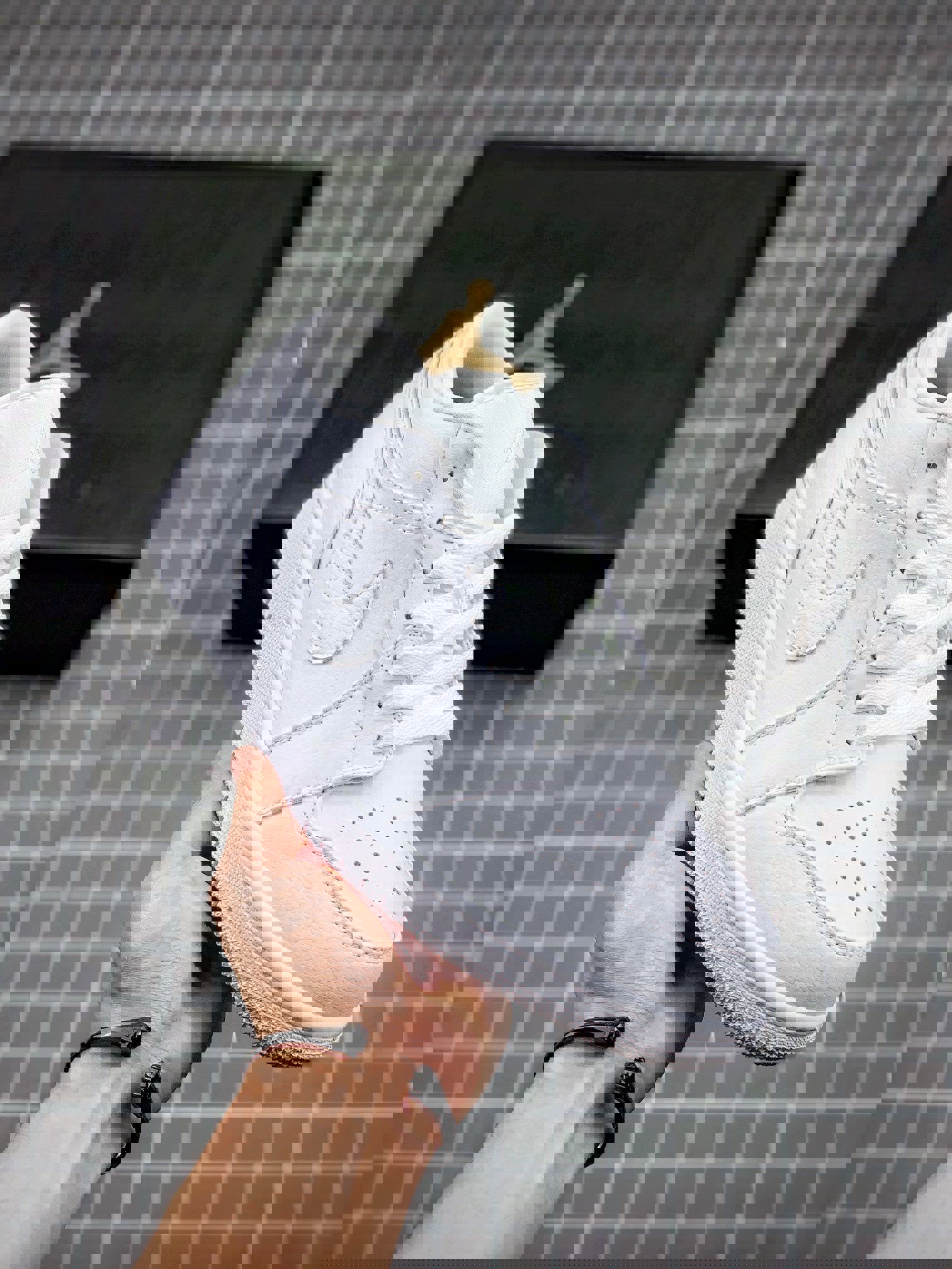 Air jordan 1 low triple white 553558-130