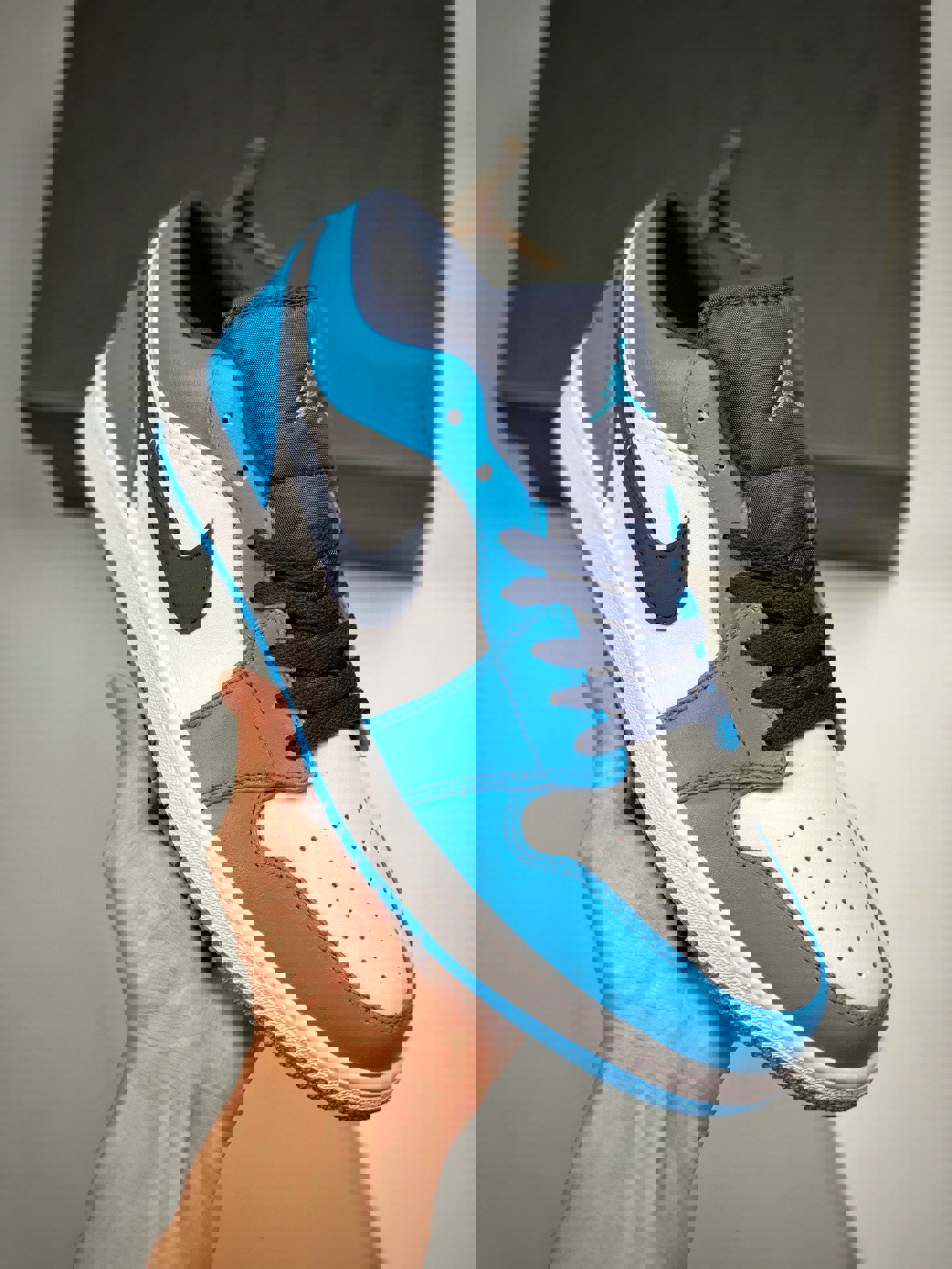 Air jordan 1 low uncwhite/university blue-black